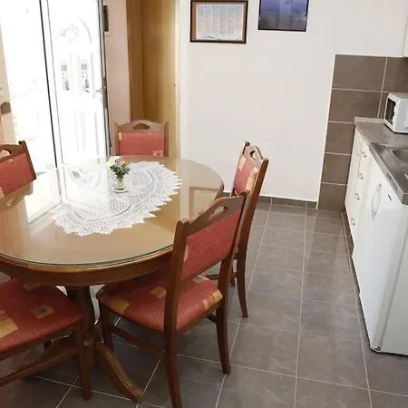 Vukelic-kiso Apartment Vodice