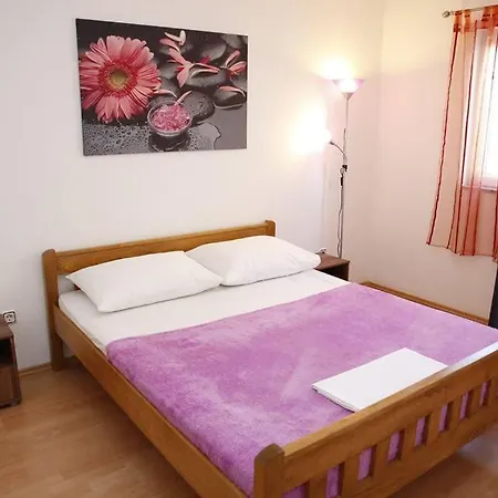 Vukelic-kiso Apartment Vodice